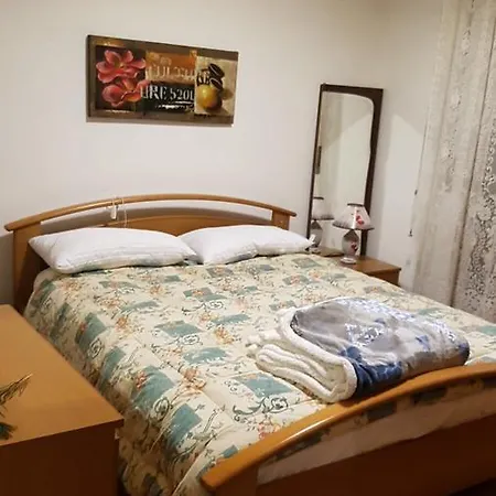 Casa Nonna Piera Ponte nellʼAlpi